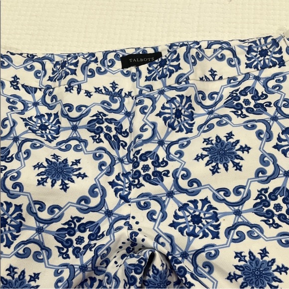 Talbots Blue White Porcelain Tile Print Cropped Ankle Pants Stretch Slim Fit - Picture 3 of 12